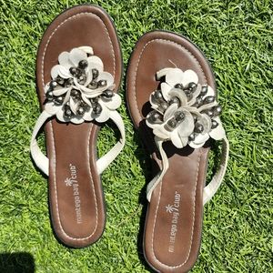 Montego Bay Club white beaded sandals with leather size 7
